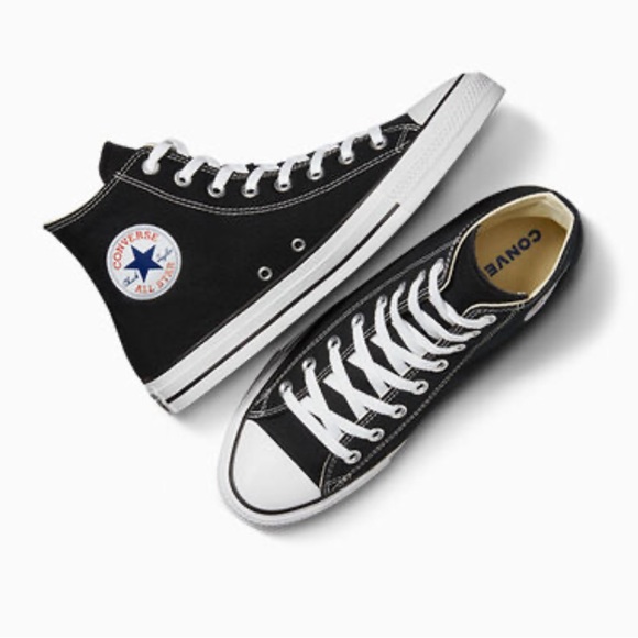 Converse Chuck Taylor All Star UNISEX HIGH TOP White/Black Sneakers M9160 NWT - Picture 2 of 4
